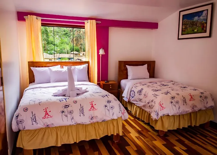 In - Intitambo Three Star With Panoramic View Of The Mountains Guest house Ollantaytambo