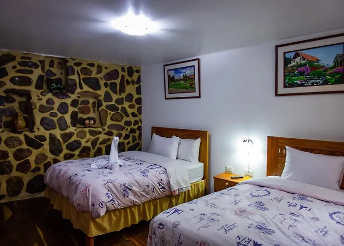 Guest house In - Intitambo Three Star With Panoramic View Of The Mountains Ollantaytambo